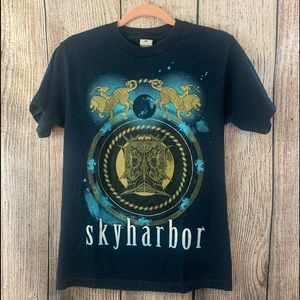 Skyharbor blue size small T-shit